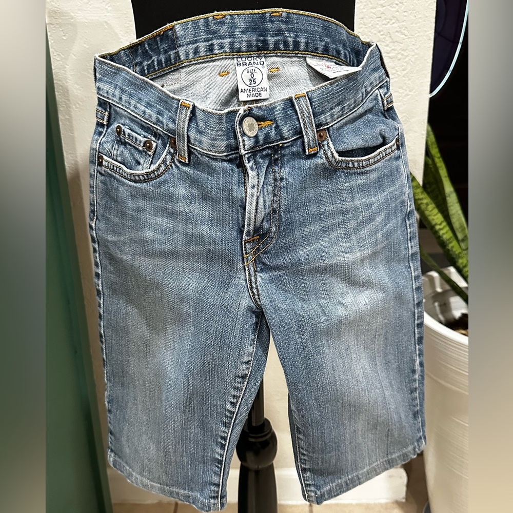 Lucky Brand Bermuda Shorts Size 0